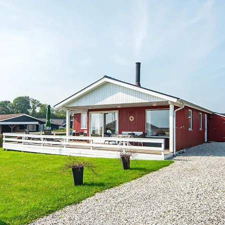 Holiday home 6 Person In Juelsminde-by Traum *